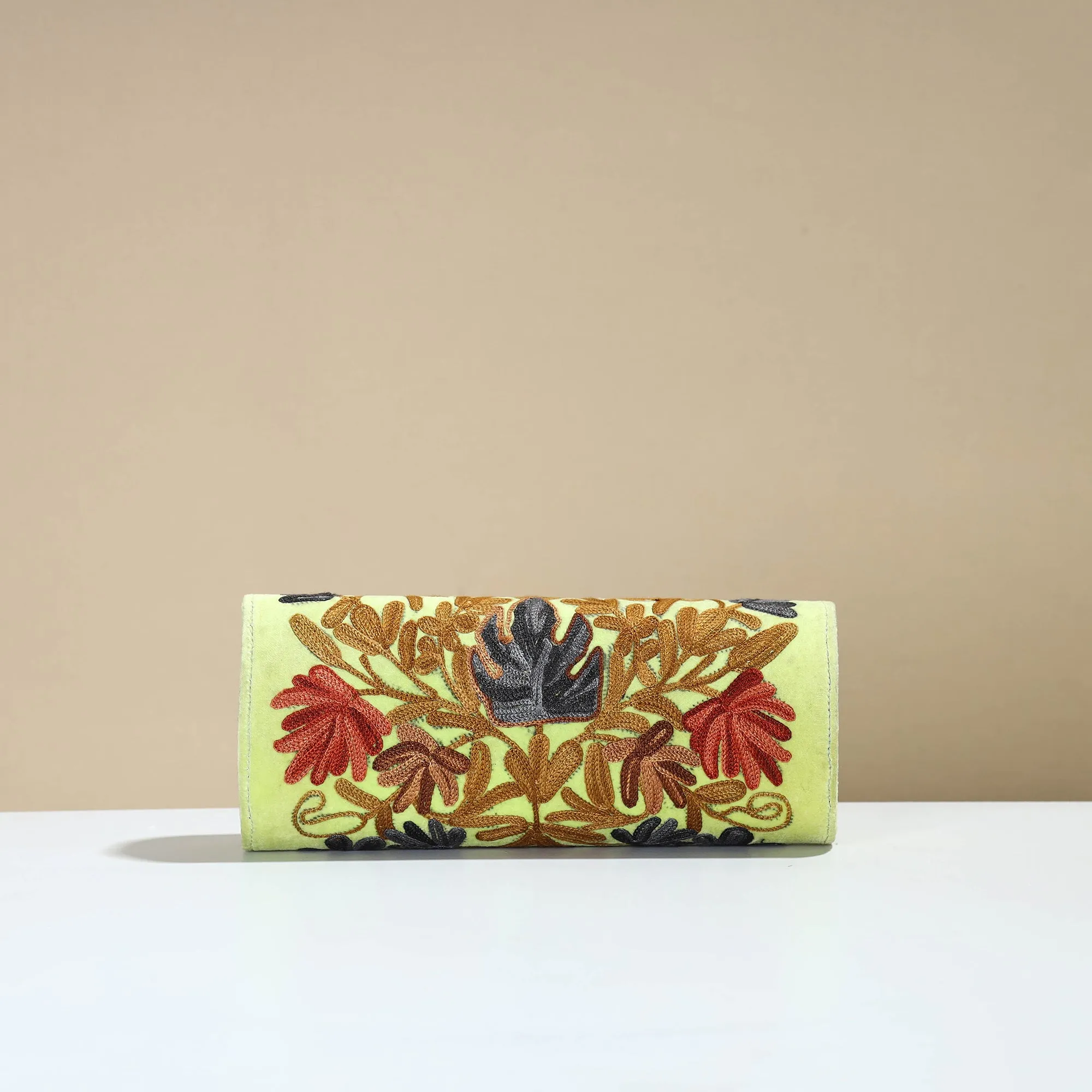 Authentic Kashmiri Crewel Embroidery Velvet Clutch 43